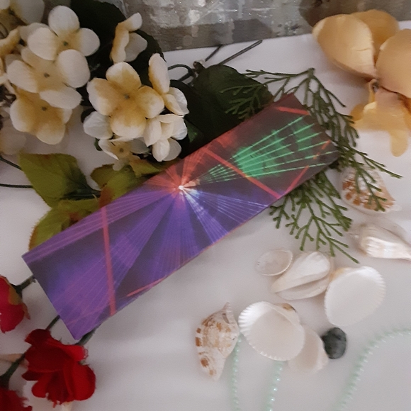 MAC Raver Girls Eyeshadow & Highlight - Picture 6 of 7